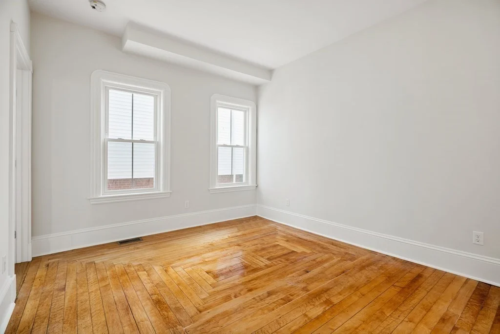 2 bed, 1 bath apartment for rent at 34 Henry St Unit 1, Everett — photo 3 of 26