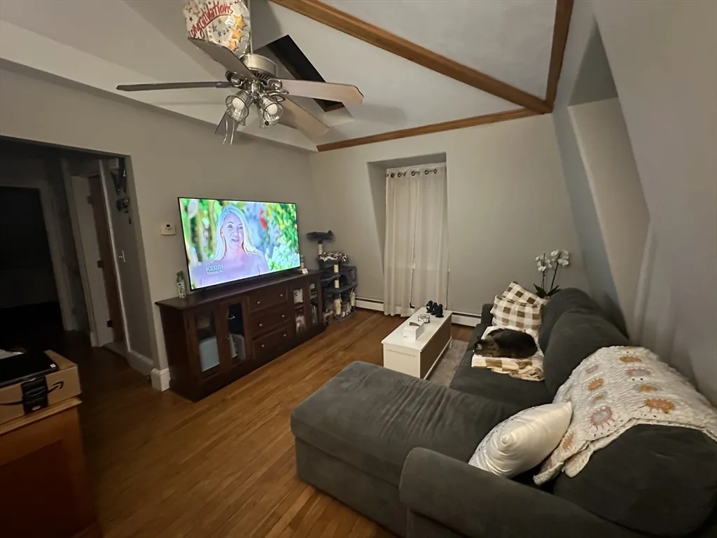 1 bed, 1 bath apartment for rent at 34 Herbert Unit 6, Lynn — photo 3 of 11
