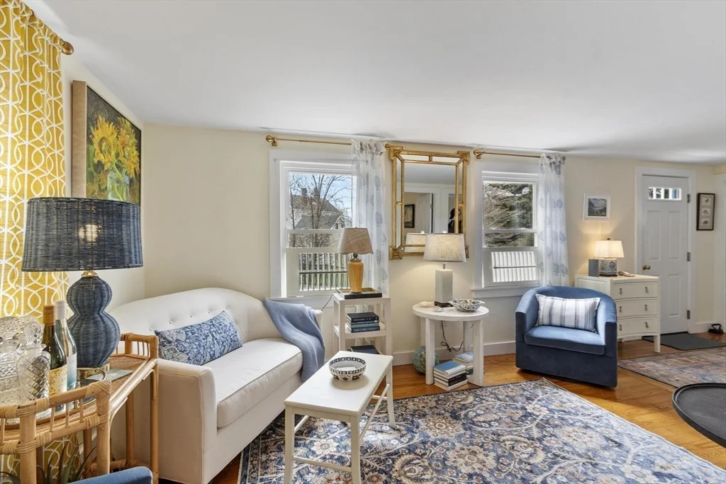 1 bed, 1 bath apartment for rent at 34 High St Unit C, Rockport — photo 6 of 24