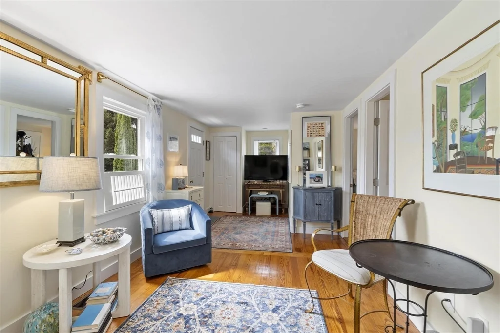 1 bed, 1 bath apartment for rent at 34 High St Unit C, Rockport — photo 5 of 24