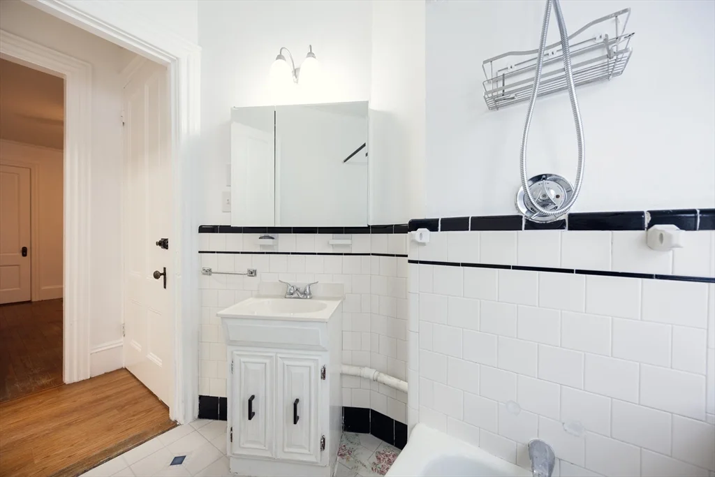 1 bed, 1 bath apartment for rent at 34 High Unit 2, North Attleboro — photo 22 of 26