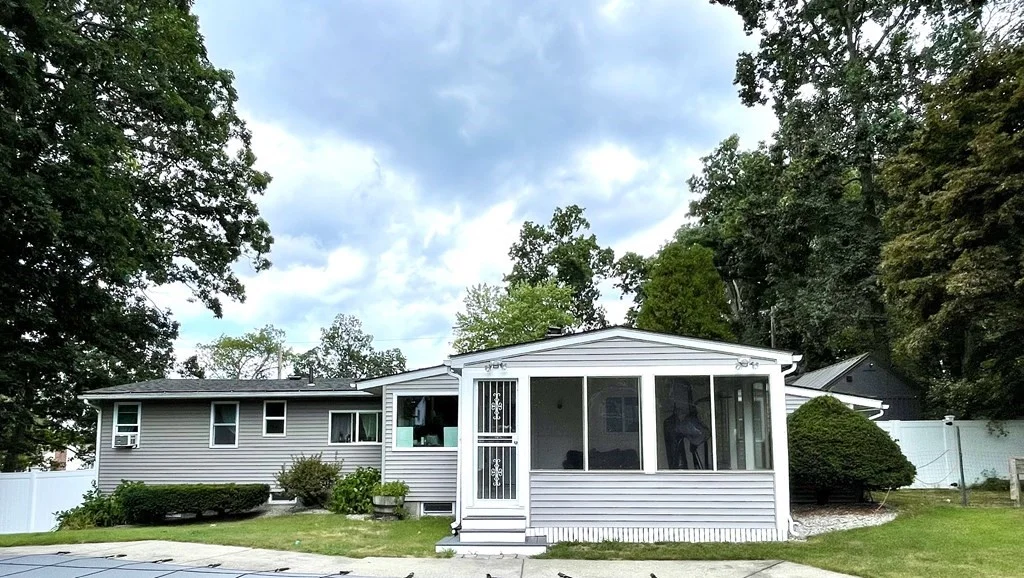 4 bed, 1 bath apartment for rent at 34 Hillside Dr Unit 1, Shrewsbury — photo 11 of 16