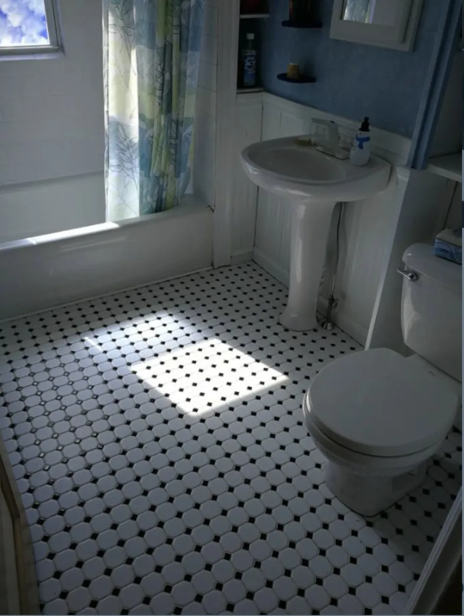 5 bed, 2 bath apartment for rent at 34 Hume Ave Unit 2, Medford — photo 16 of 23