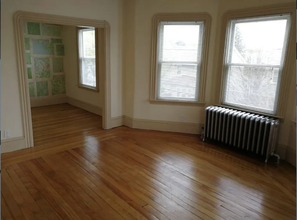 5 bed, 2 bath apartment for rent at 34 Hume Ave Unit 2, Medford — photo 8 of 23