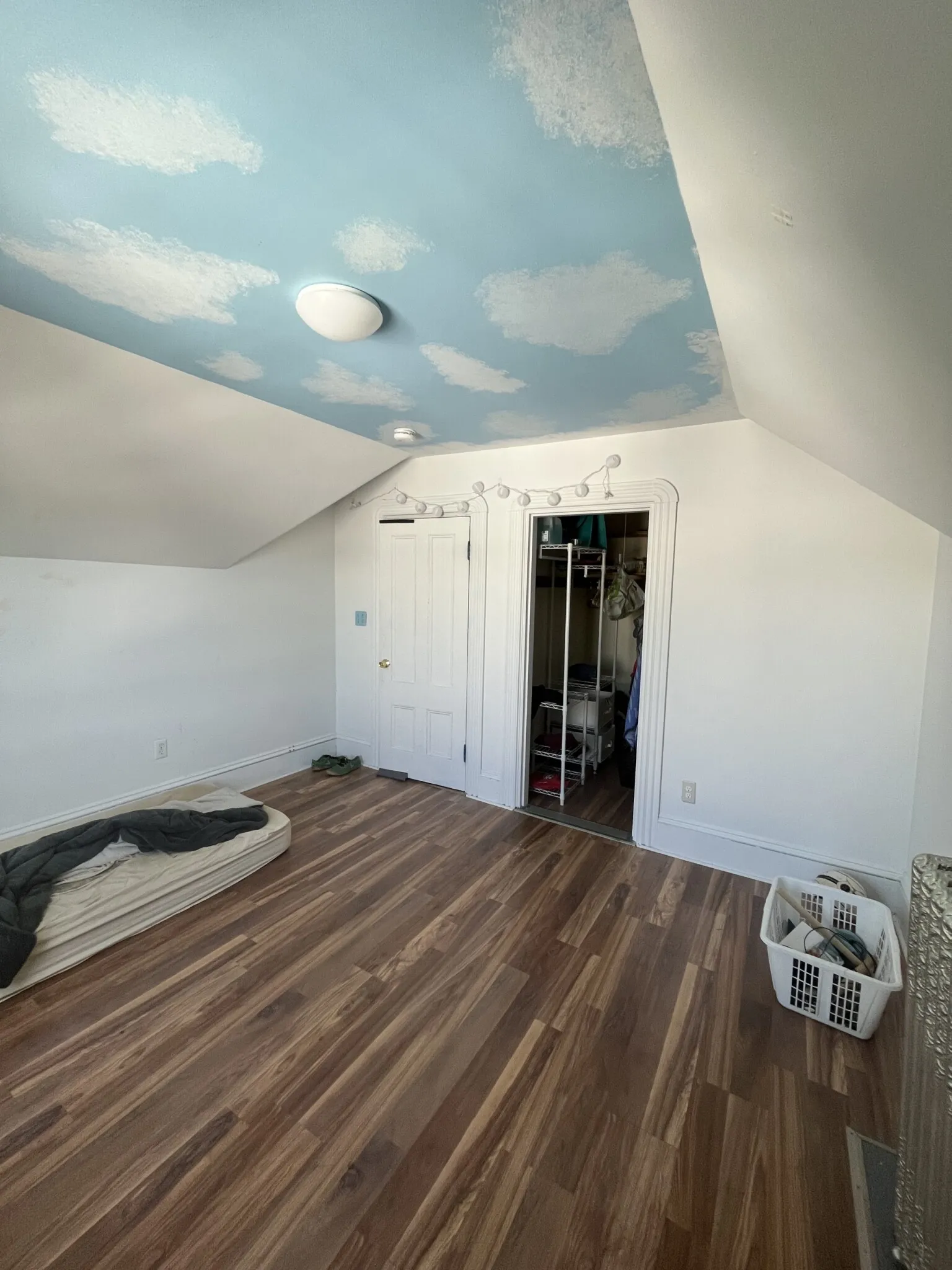 5 bed, 2 bath apartment for rent at 34 Hume Ave Unit 2, Medford — photo 15 of 23