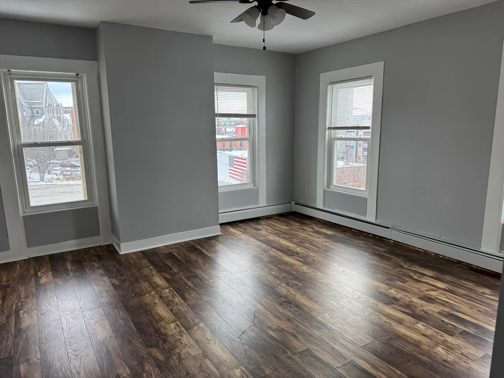 1 bed, 1 bath apartment for rent at 34 Irving St Unit 2, Worcester — photo 3 of 6