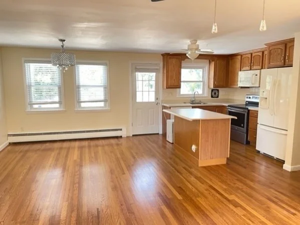 3 bed, 2 bath apartment for rent at 34 Isabel Cir Unit 34, Randolph — photo 4 of 29