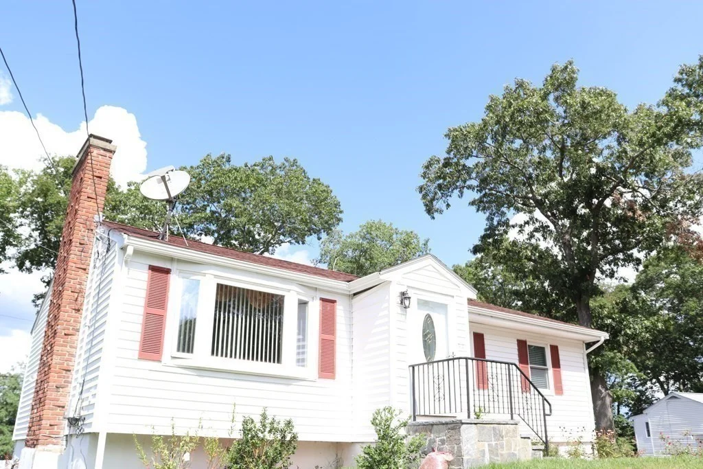 3 bed, 2 bath apartment for rent at 34 Isabel Cir Unit 34, Randolph — photo 2 of 29