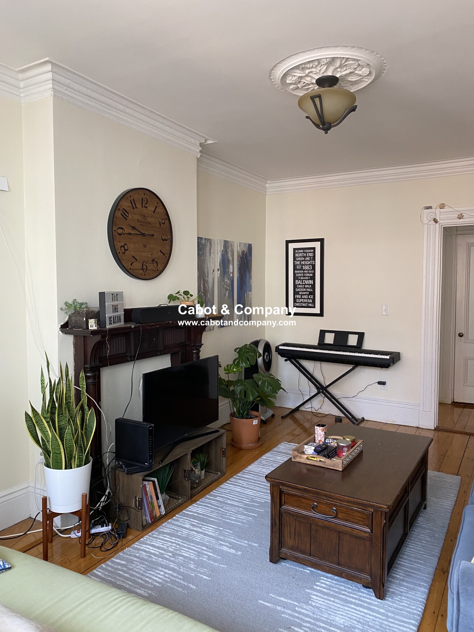 3 bed, 1 bath apartment for rent at 34 Isabella St Unit 10A, Back Bay — photo 2 of 7