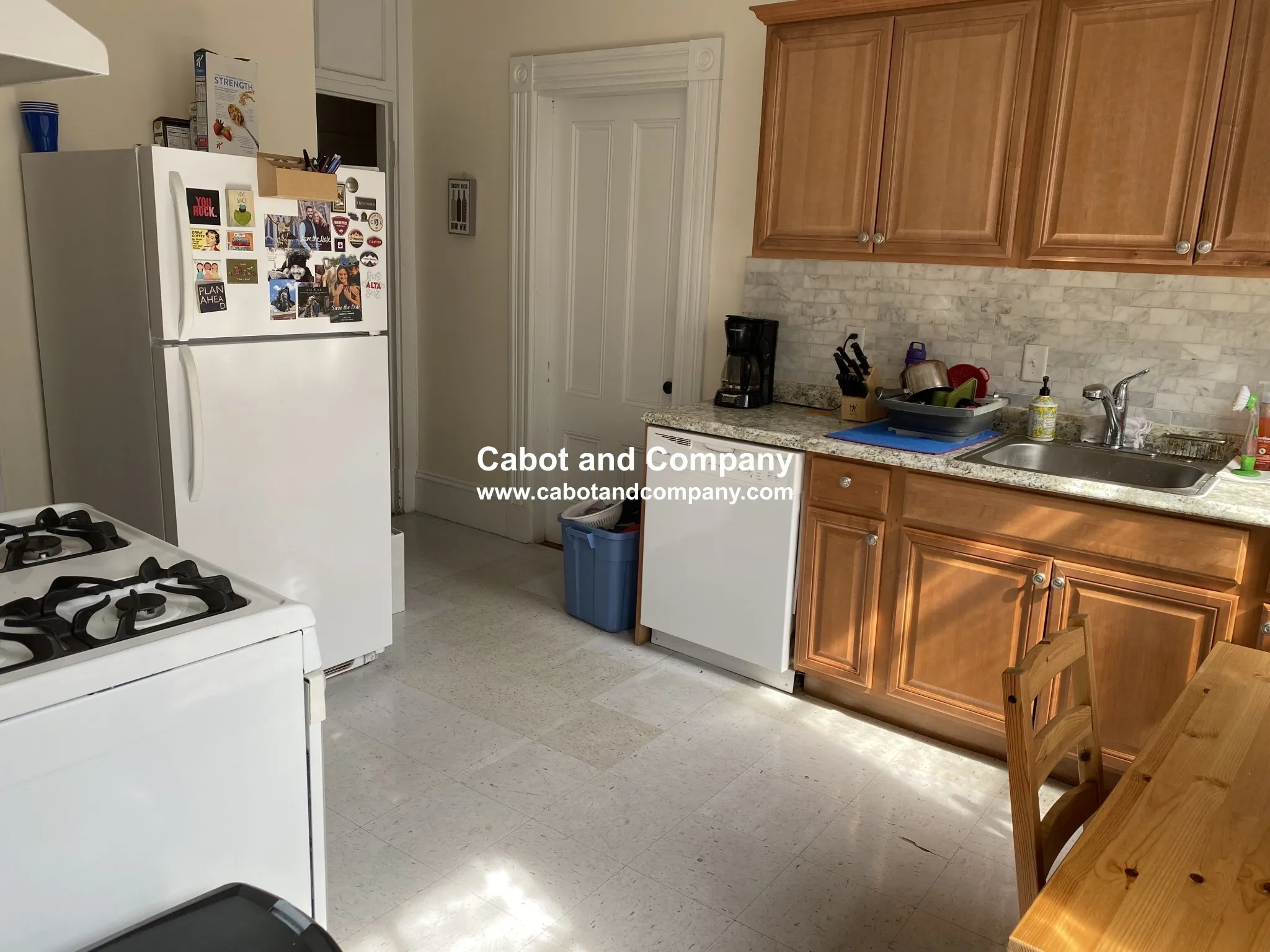 3 bed, 1 bath apartment for rent at 34 Isabella St Unit 8, Back Bay — photo 4 of 8