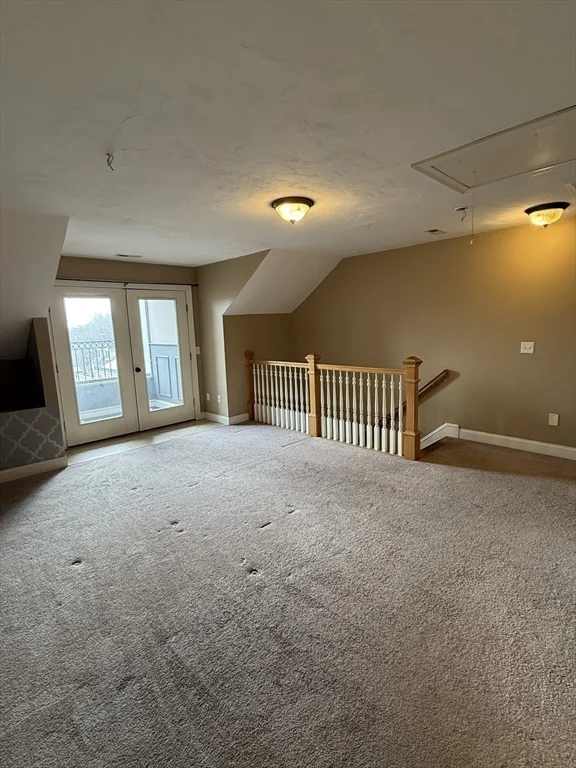 3 bed, 2 bath apartment for rent at 34 Johnson St Unit 1, Worcester — photo 13 of 18