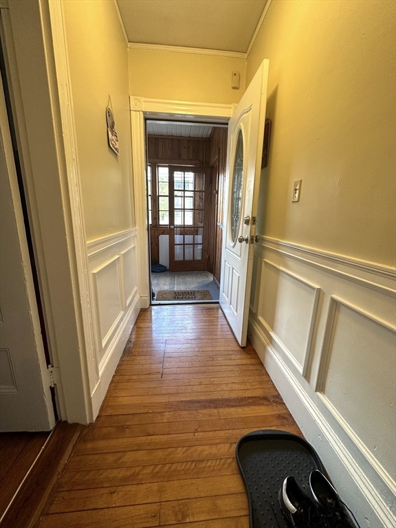 3 bed, 1.5 bath apartment for rent at 34 Justin Rd Unit 1, Oak Square — photo 3 of 8