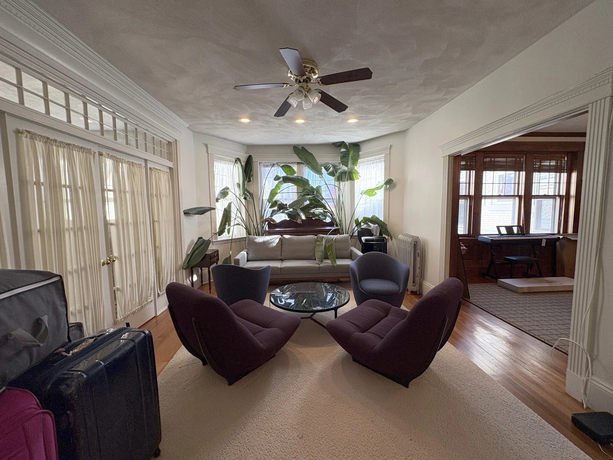 3 bed, 2 bath apartment for rent at 34 Kilsyth Rd Unit 3, Washington Square — photo 11 of 35