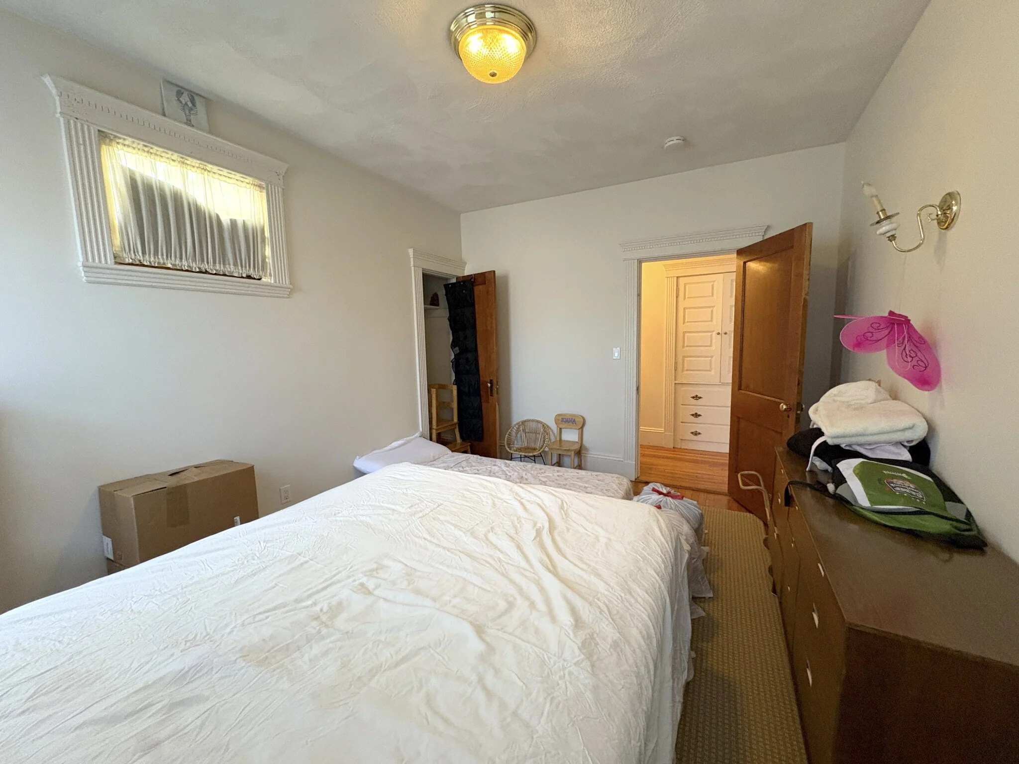 3 bed, 2 bath apartment for rent at 34 Kilsyth Rd Unit 3, Washington Square — photo 15 of 35