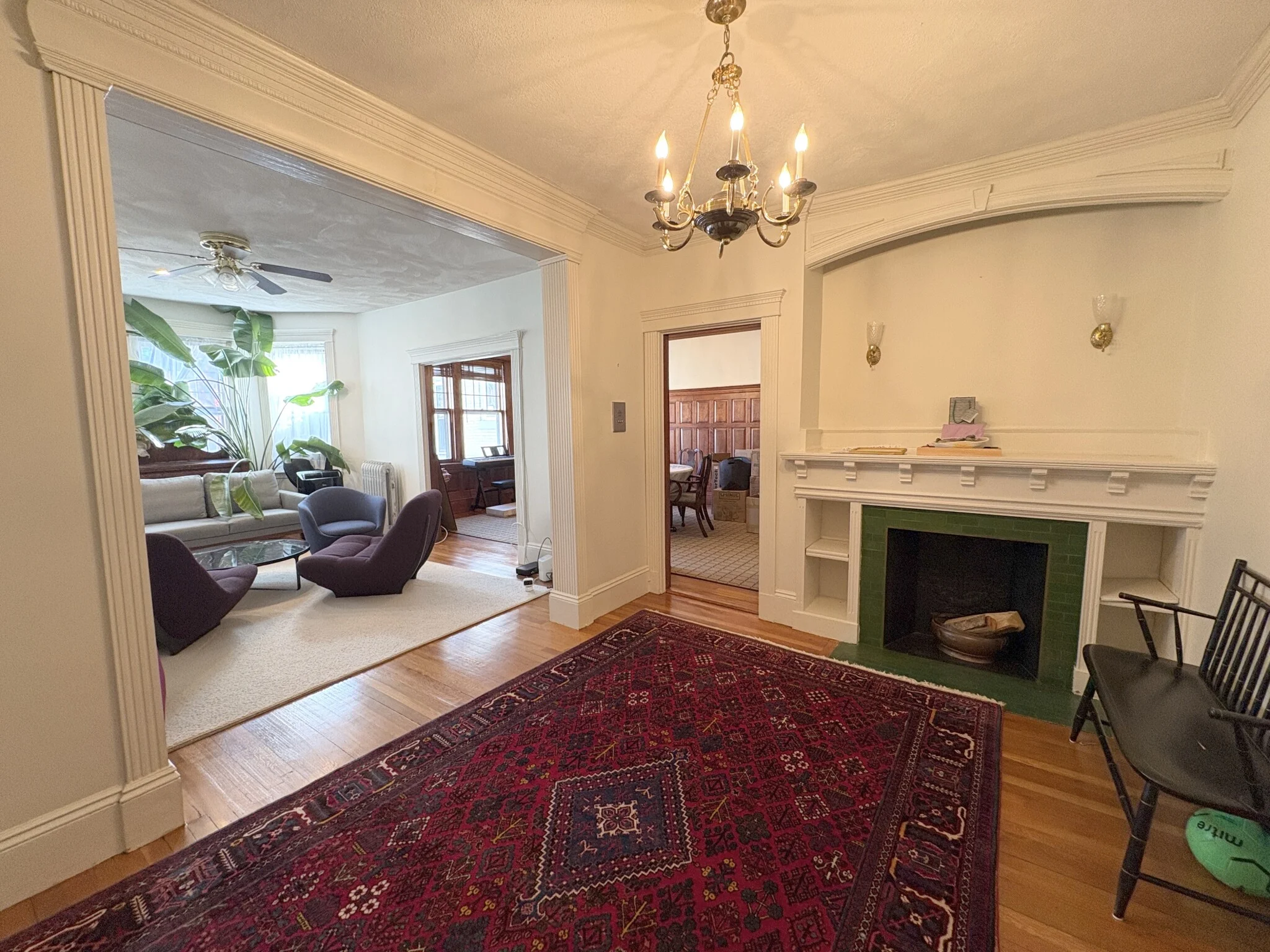 3 bed, 2 bath apartment for rent at 34 Kilsyth Rd Unit 3, Washington Square — photo 2 of 35