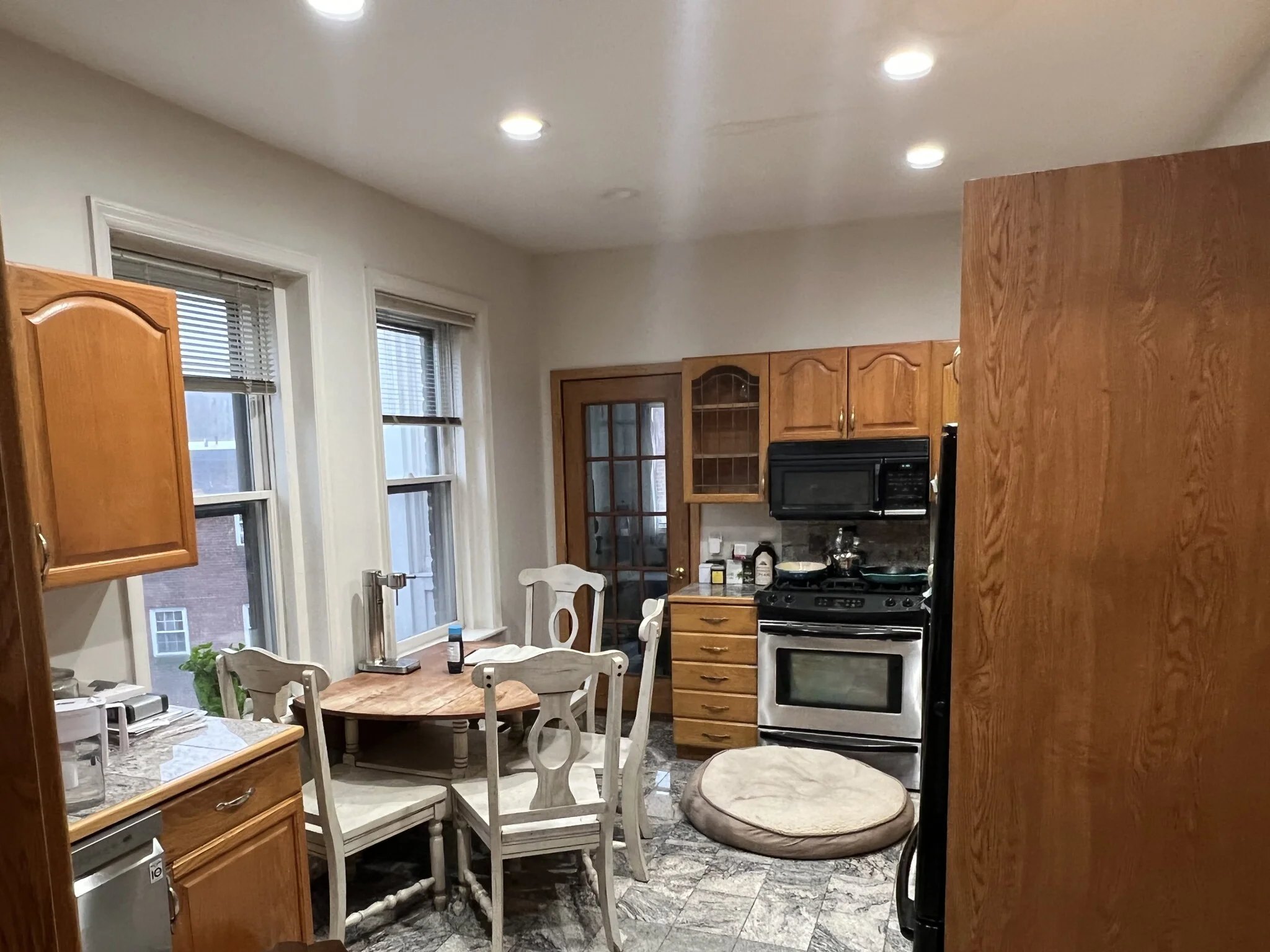 3 bed, 2 bath apartment for rent at 34 Kilsyth Rd Unit 3, Washington Square — photo 33 of 35