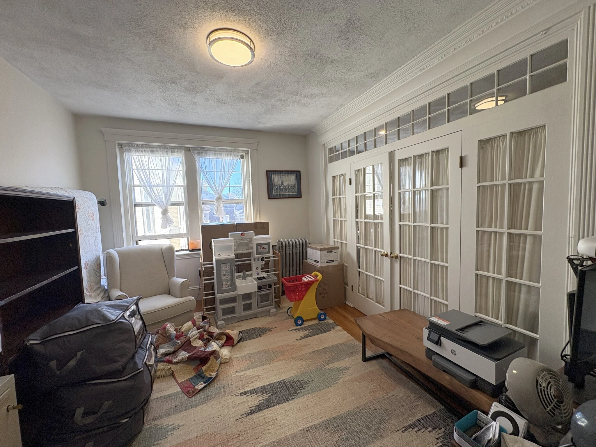 3 bed, 2 bath apartment for rent at 34 Kilsyth Rd Unit 3, Washington Square — photo 9 of 35