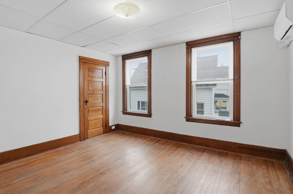 2 bed, 1 bath apartment for rent at 34 King Philip Rd Unit 2, Worcester — photo 13 of 33