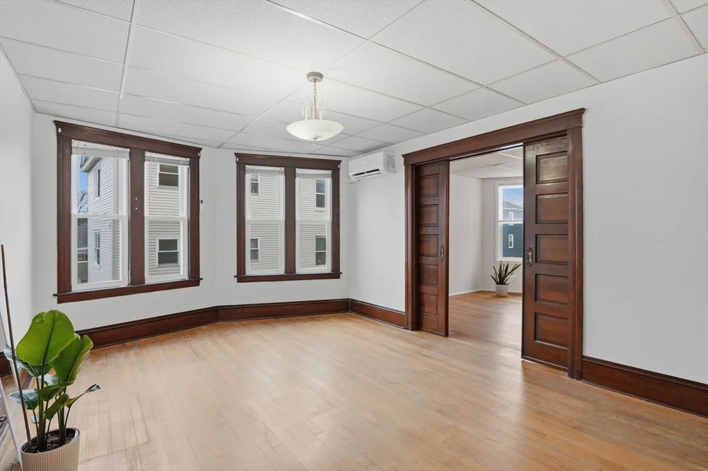 2 bed, 1 bath apartment for rent at 34 King Philip Rd Unit 2, Worcester — photo 8 of 33