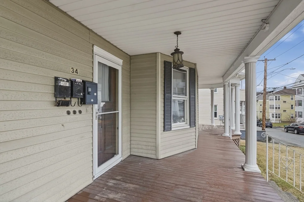 2 bed, 1 bath apartment for rent at 34 King Philip Rd Unit 2, Worcester — photo 5 of 33