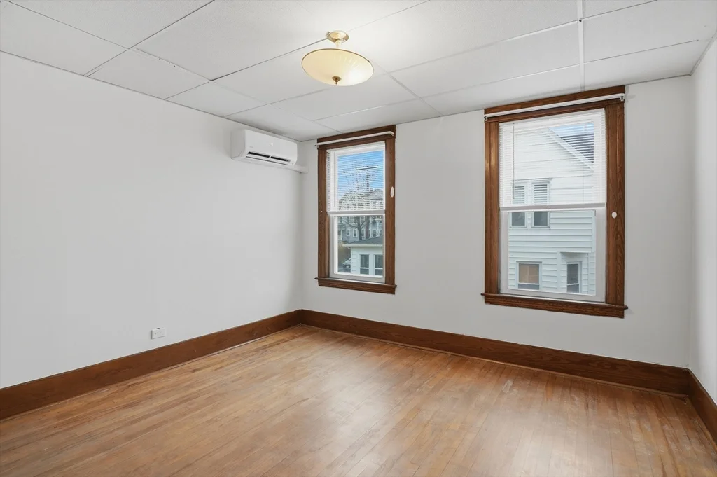 2 bed, 1 bath apartment for rent at 34 King Philip Rd Unit 2, Worcester — photo 17 of 33