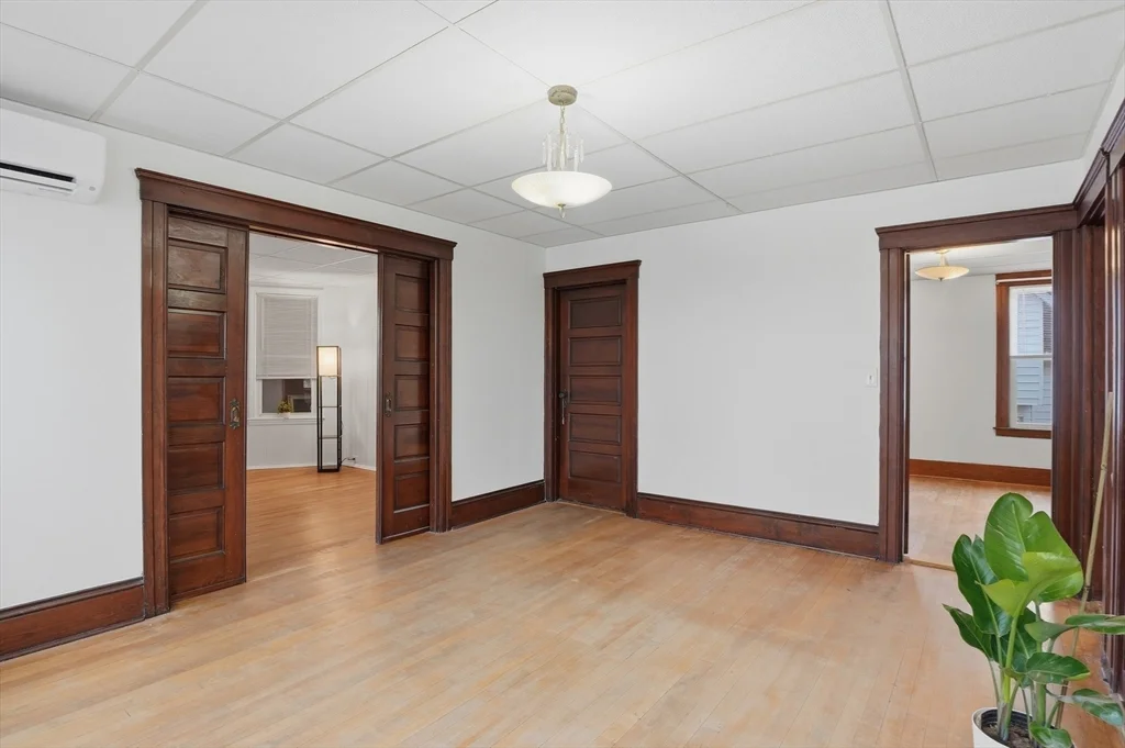 2 bed, 1 bath apartment for rent at 34 King Philip Rd Unit 2, Worcester — photo 6 of 33