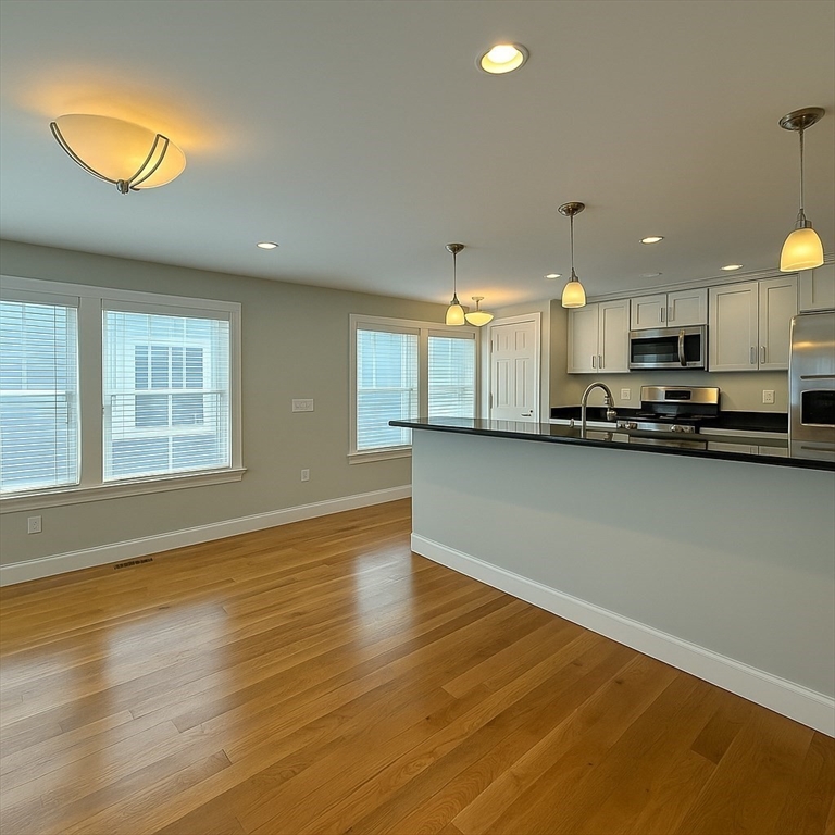 2 bed, 1 bath apartment for rent at 34 Knowlton St Unit U1, East Somerville — photo 6 of 29