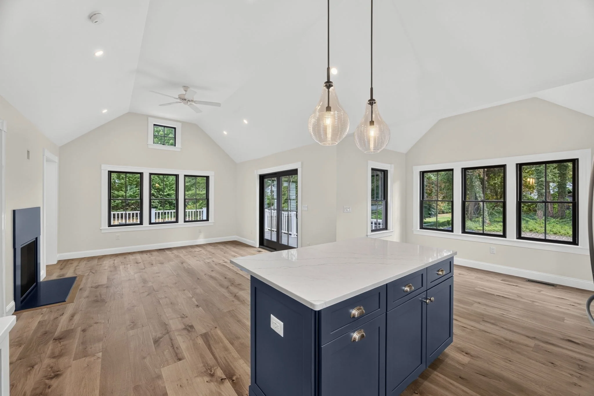 3 bed, 2 bath apartment for rent at 34 Lake St, Cotuit — photo 6 of 24