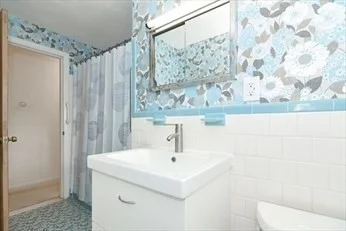 3 bed, 1 bath apartment for rent at 34 Lancaster St, Framingham — photo 8 of 15