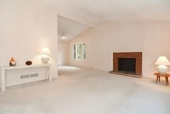 3 bed, 1 bath apartment for rent at 34 Lancaster St, Framingham — photo 4 of 15