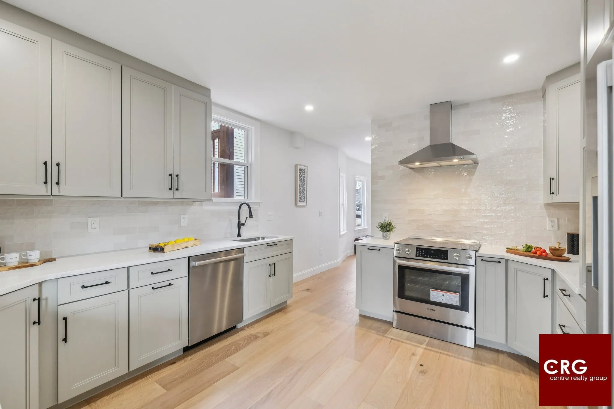 4 bed, 3 bath apartment for rent at 34 Larch St Unit 34, Brighton — photo 5 of 40