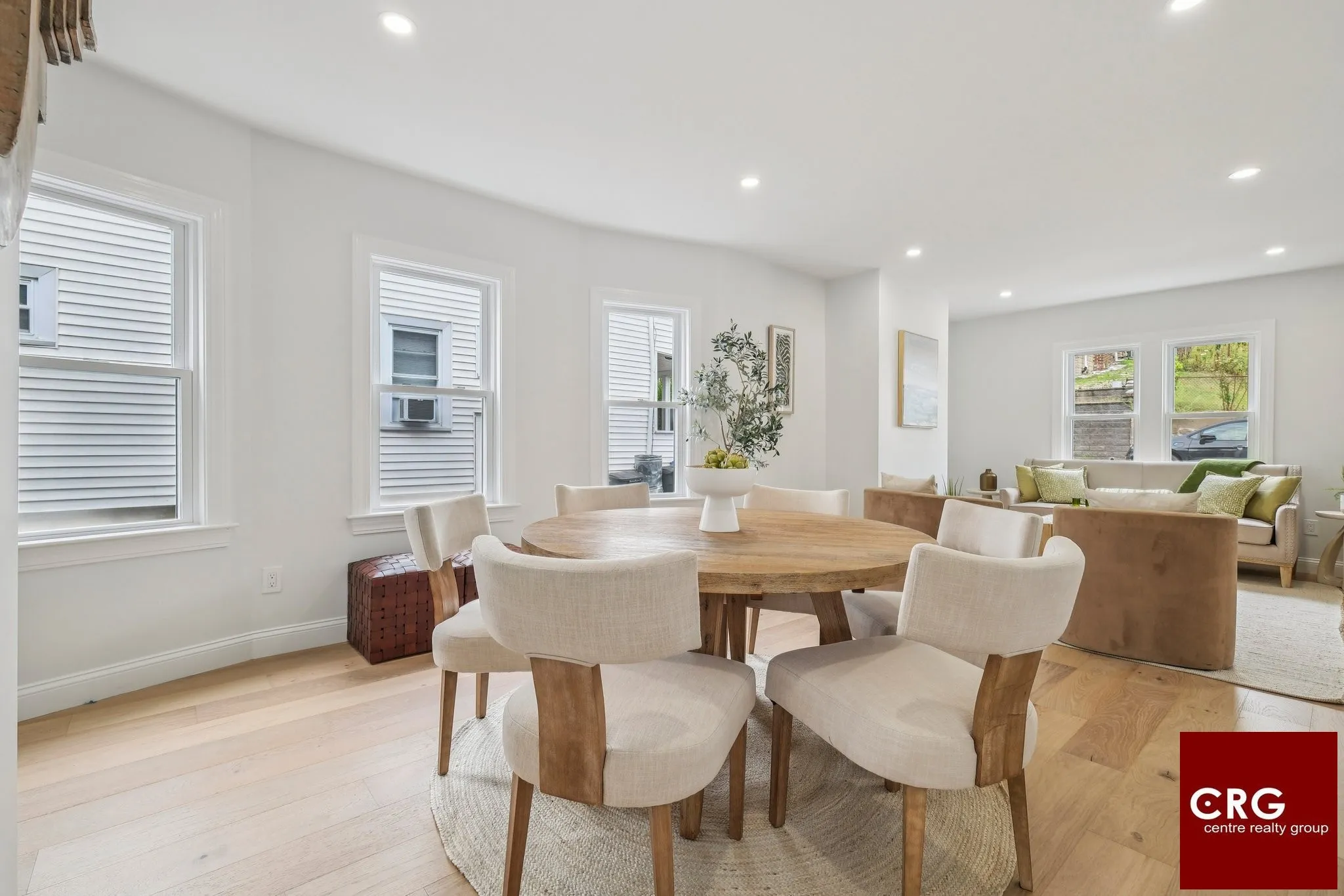 4 bed, 3 bath apartment for rent at 34 Larch St Unit 34, Brighton — photo 8 of 40