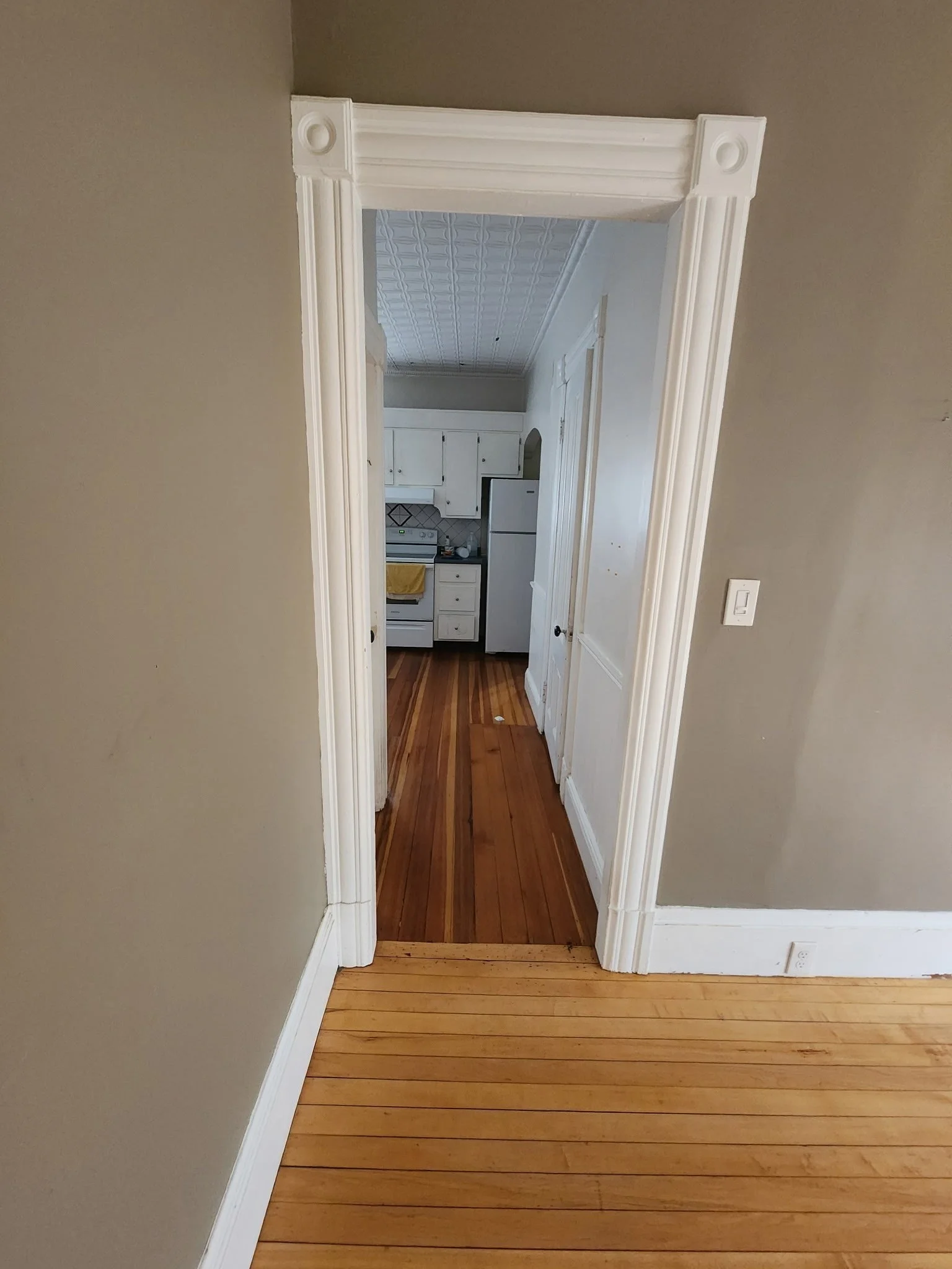 2 bed, 1 bath apartment for rent at 34 Laurel St Unit 1, Elmwood — photo 5 of 20