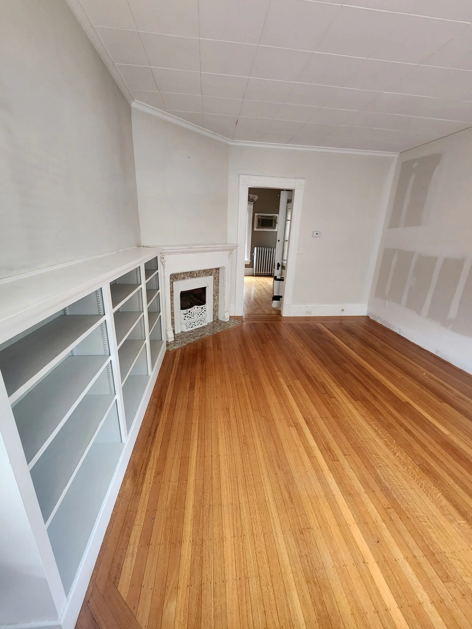 2 bed, 1 bath apartment for rent at 34 Laurel St Unit 1, Elmwood — photo 10 of 20