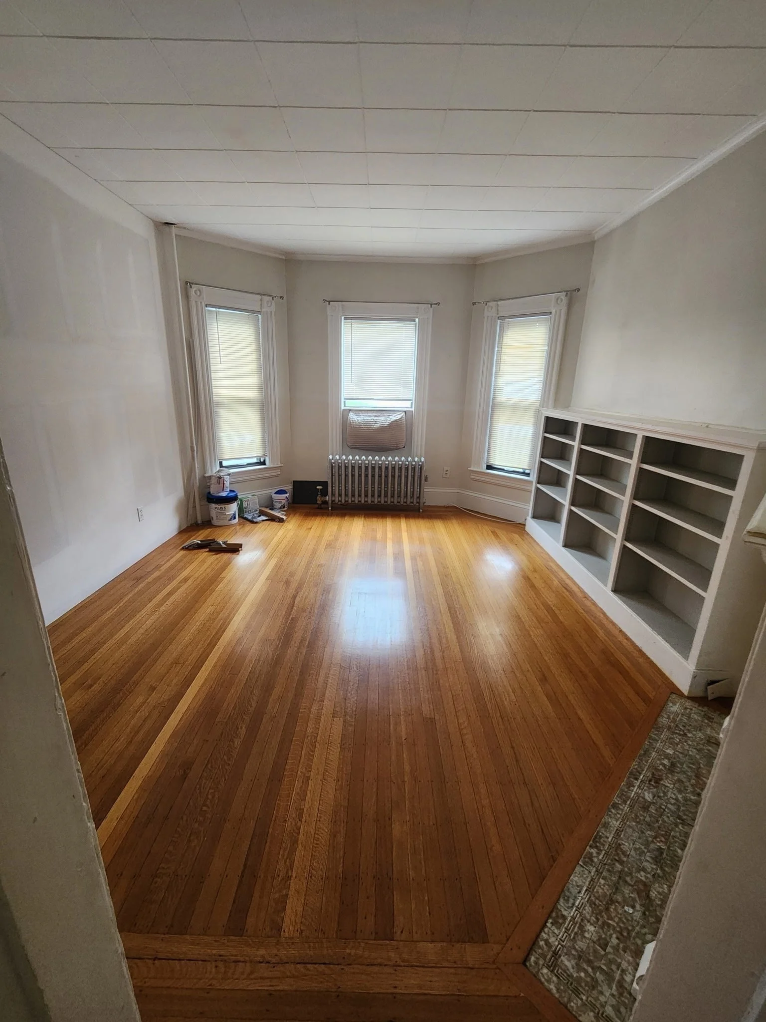 2 bed, 1 bath apartment for rent at 34 Laurel St Unit 1, Elmwood — photo 9 of 20