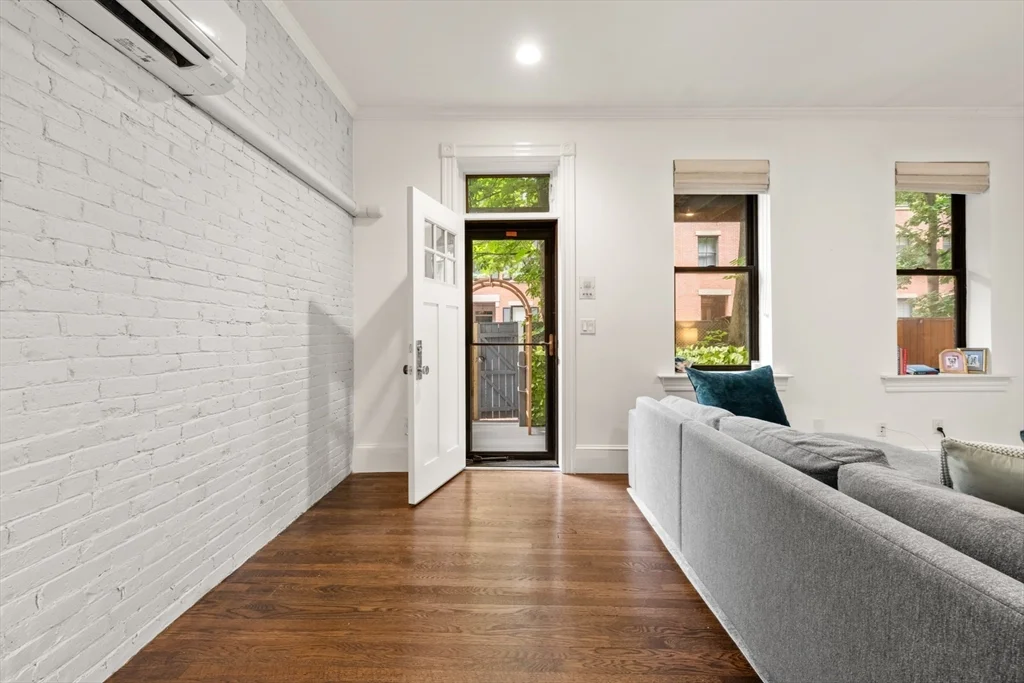 1 bed, 1 bath apartment for rent at 34 Lawrence St Unit 2, South End — photo 5 of 21