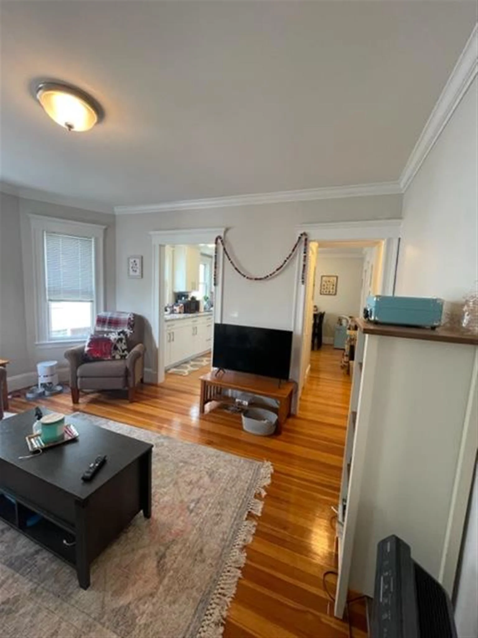 3 bed, 1 bath apartment for rent at 34 Leonard St Unit 1, Tufts — photo 9 of 21