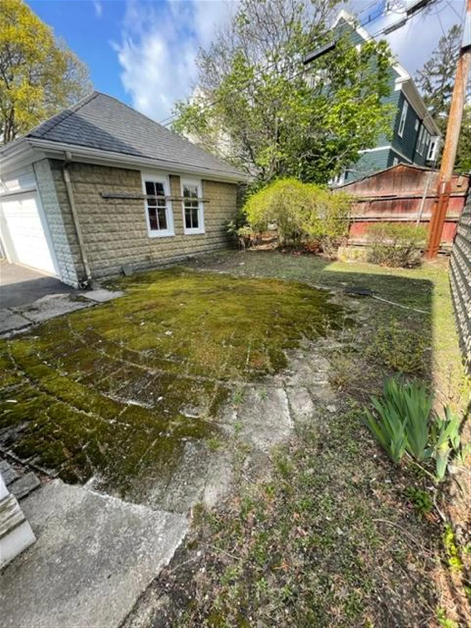 3 bed, 1 bath apartment for rent at 34 Leonard St Unit 1, Tufts — photo 19 of 21