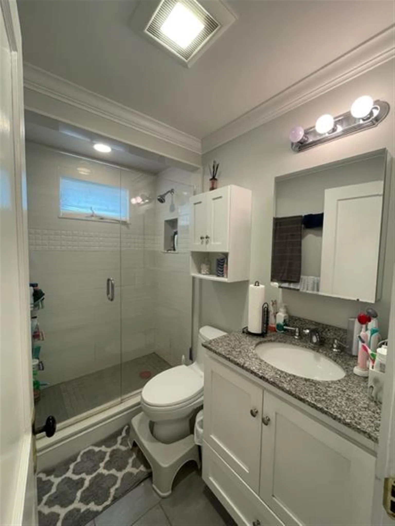 3 bed, 1 bath apartment for rent at 34 Leonard St Unit 1, Tufts — photo 15 of 21