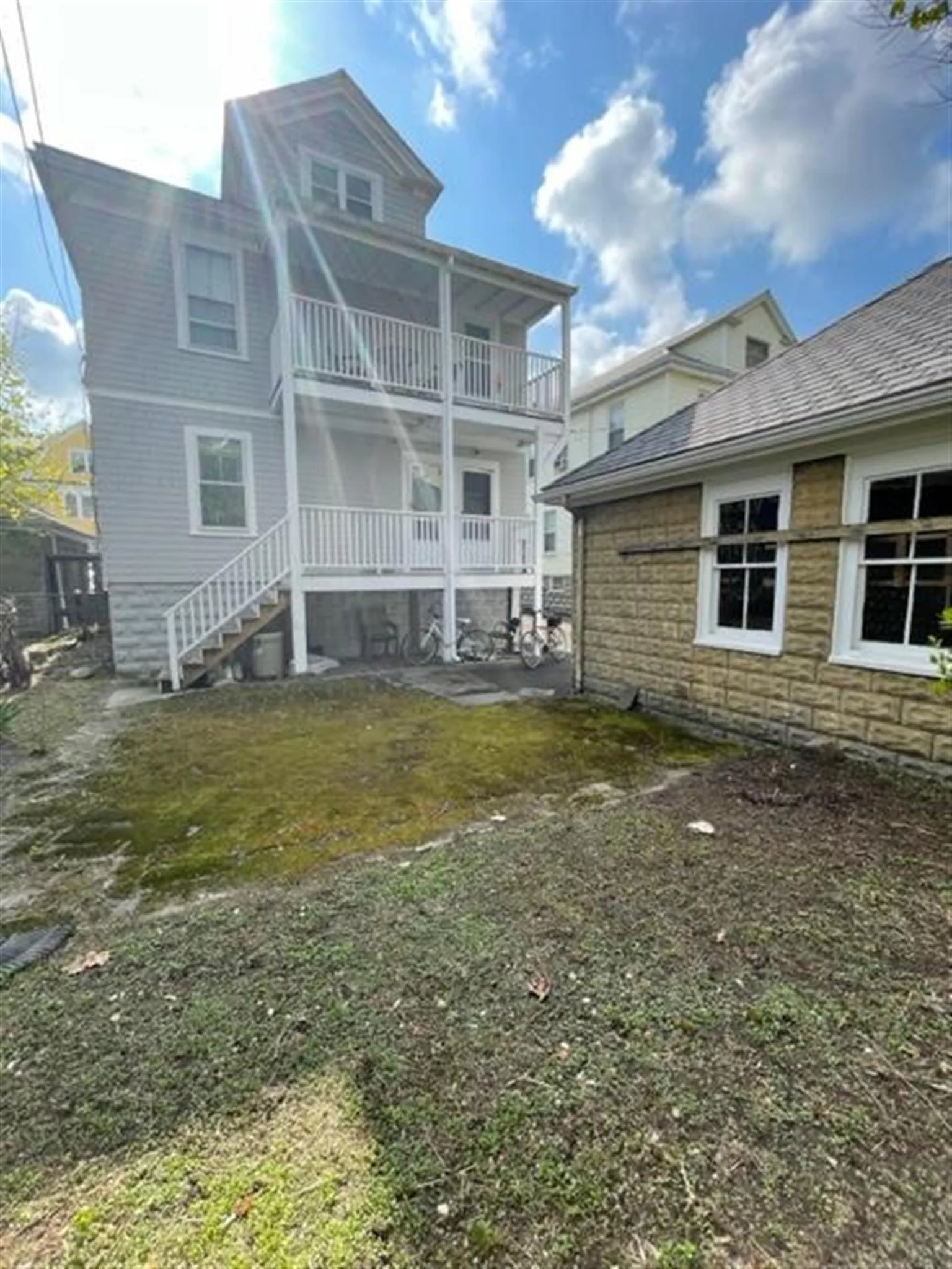 3 bed, 1 bath apartment for rent at 34 Leonard St Unit 1, Tufts — photo 20 of 21