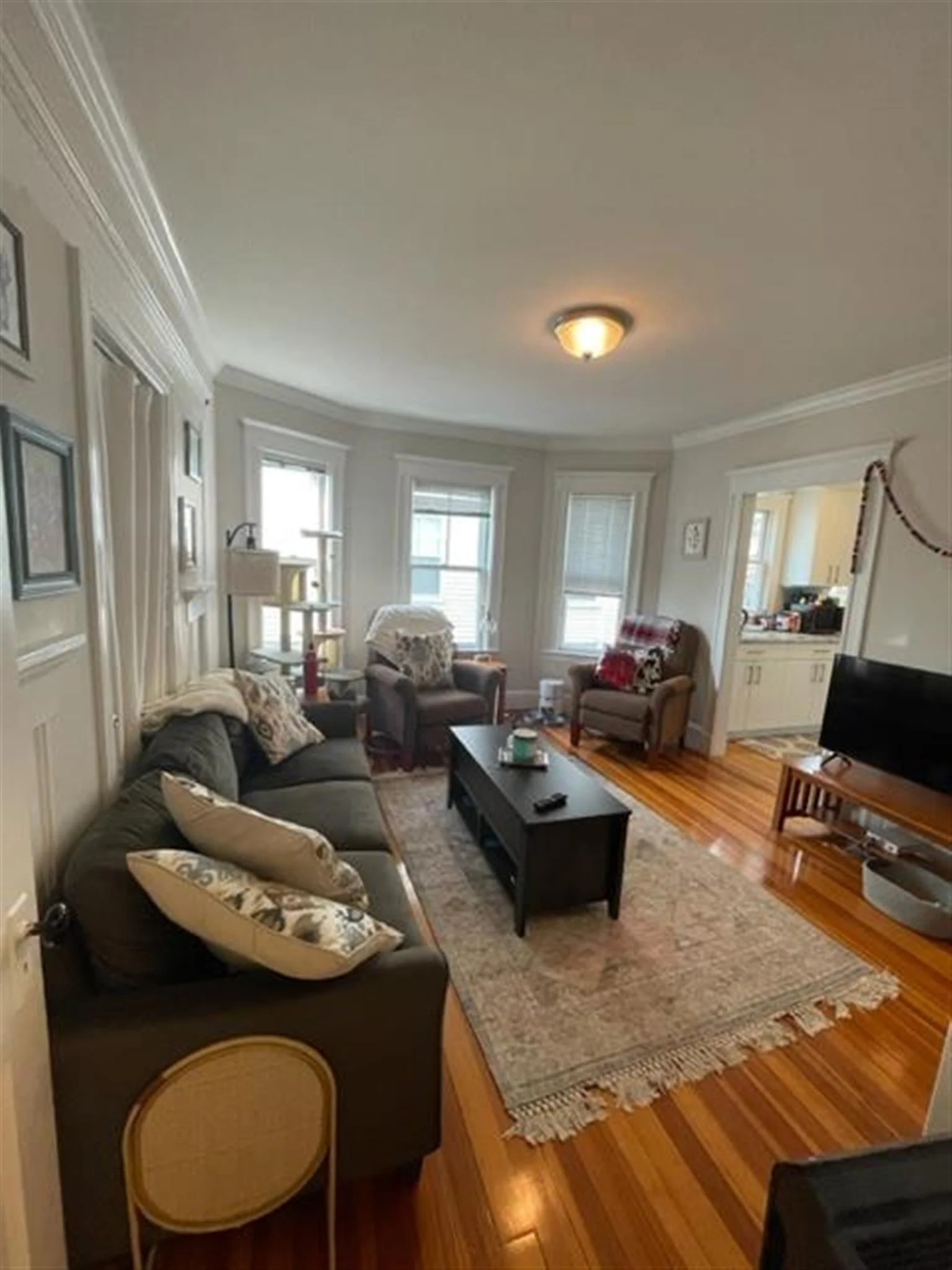 3 bed, 1 bath apartment for rent at 34 Leonard St Unit 1, Tufts — photo 8 of 21