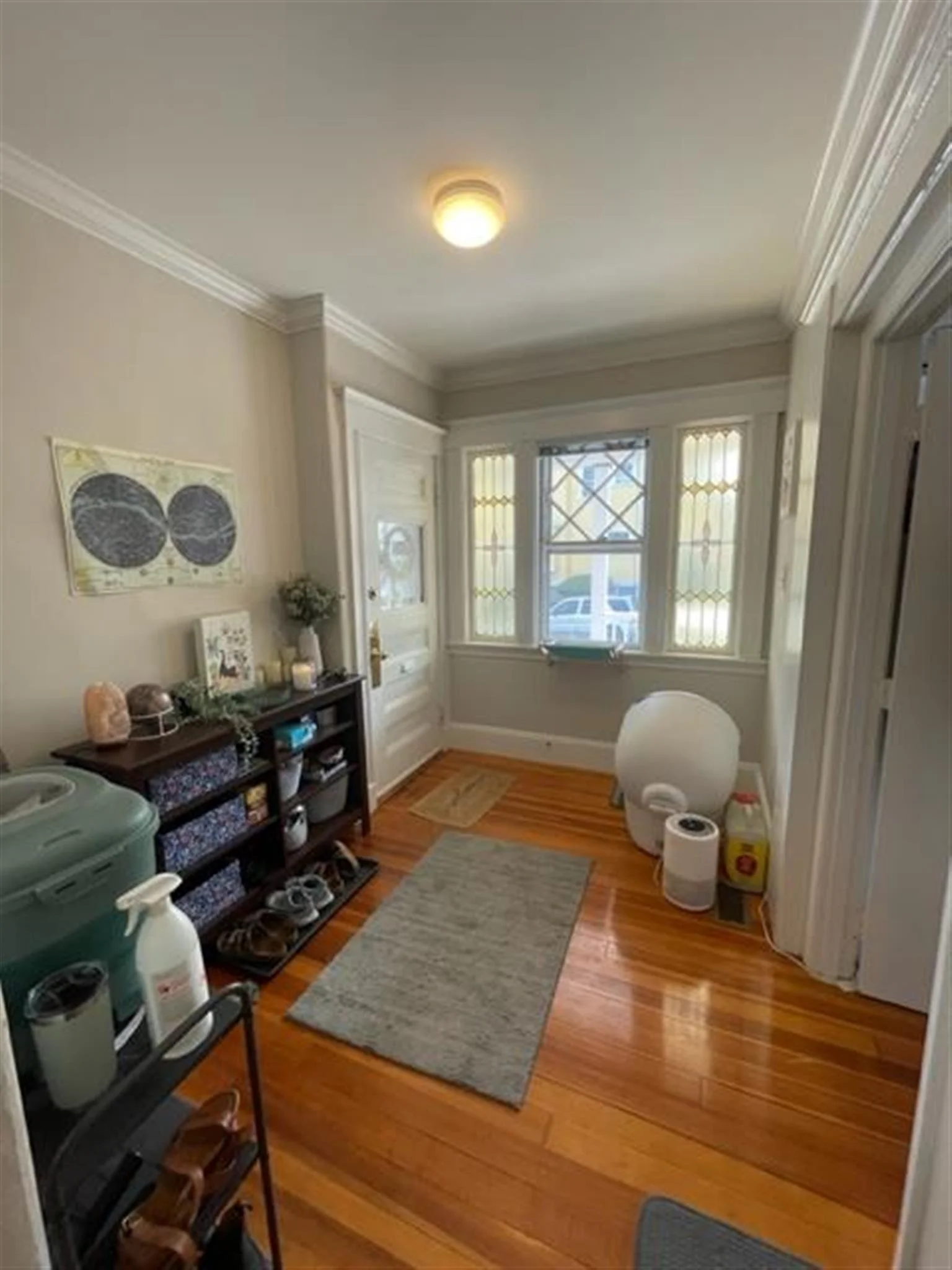 3 bed, 1 bath apartment for rent at 34 Leonard St Unit 1, Tufts — photo 4 of 21