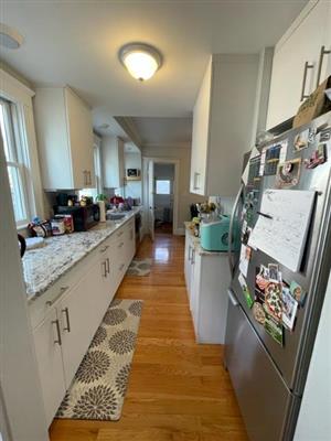 3 bed, 1 bath apartment for rent at 34 Leonard St Unit 1A, Tufts — photo 5 of 21