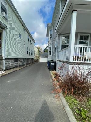 3 bed, 1 bath apartment for rent at 34 Leonard St Unit 1A, Tufts — photo 18 of 21