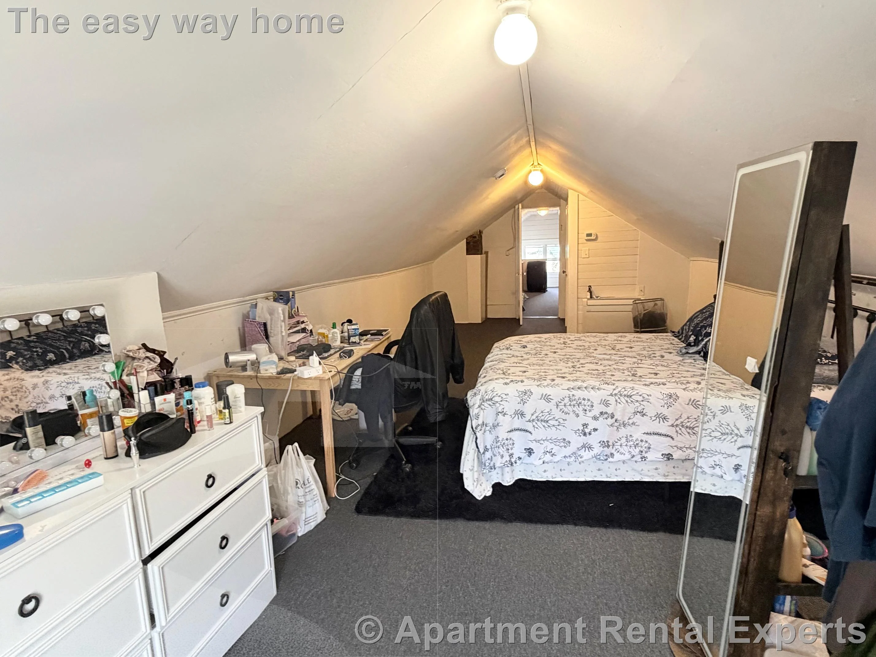 4 bed, 1 bath apartment for rent at 34 Leonard St Unit 2, Davis Square — photo 10 of 18