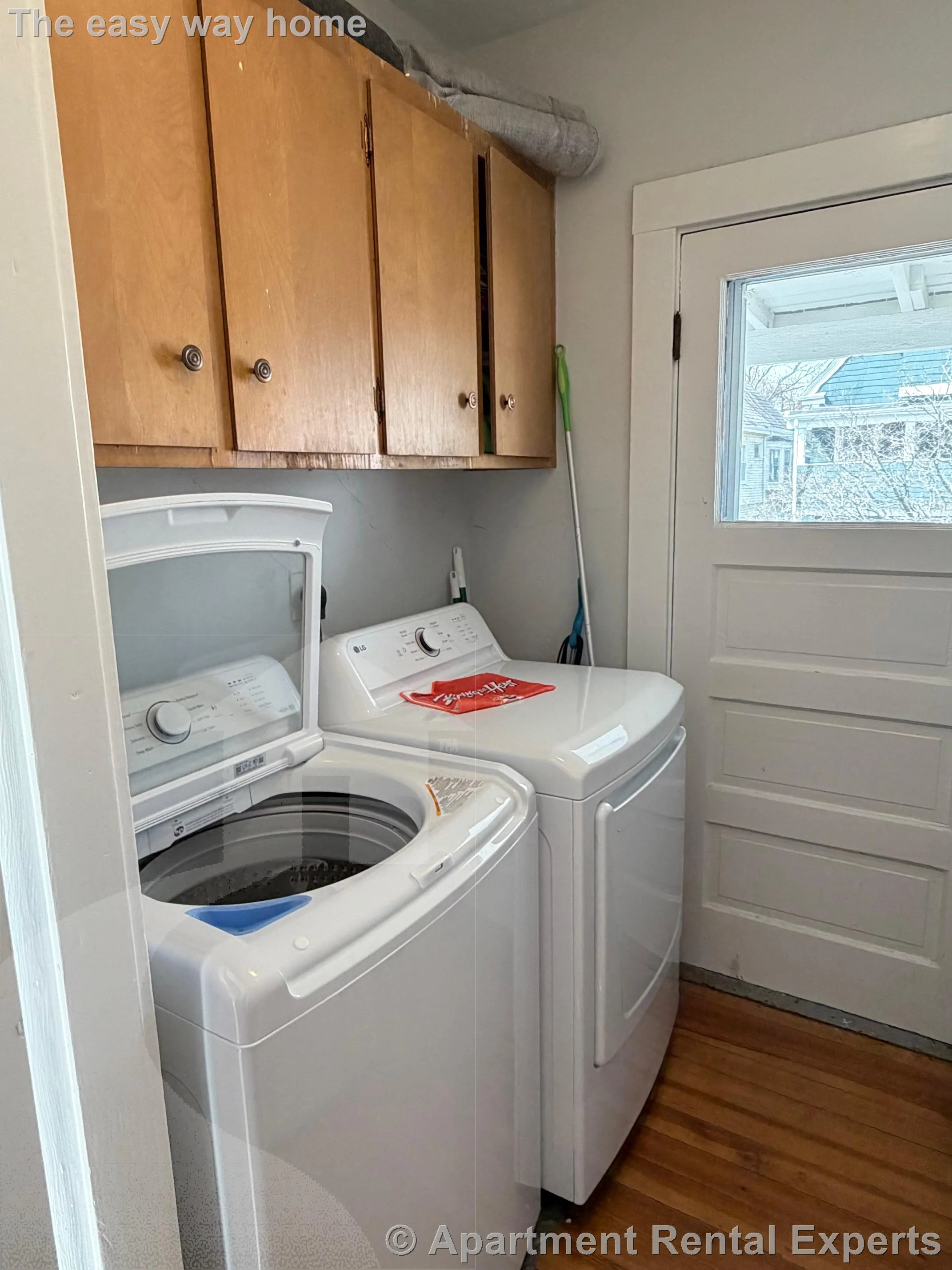 4 bed, 1 bath apartment for rent at 34 Leonard St Unit 2, Davis Square — photo 4 of 18