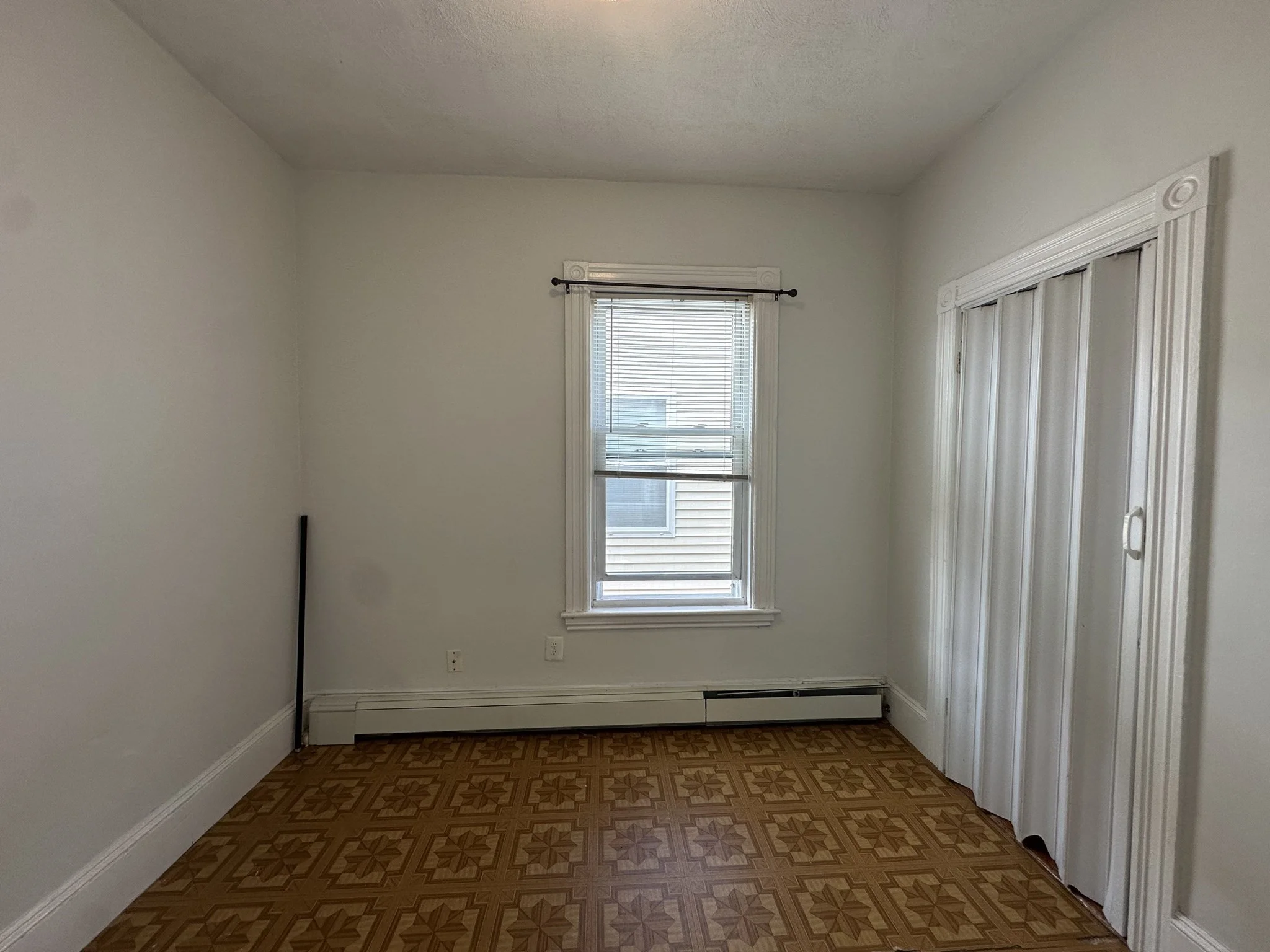 2 bed, 1 bath apartment for rent at 34 Marie Ave Unit 2, Everett — photo 8 of 13
