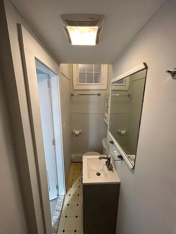 2 bed, 1 bath apartment for rent at 34 Marie Ave Unit 2, Everett — photo 10 of 12