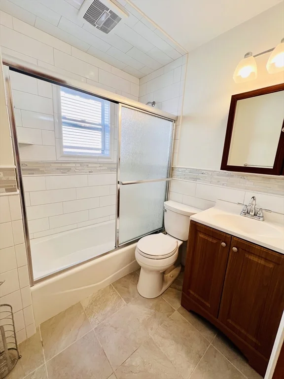 2 bed, 1 bath apartment for rent at 34 Medford St Unit 1, Medford — photo 21 of 30