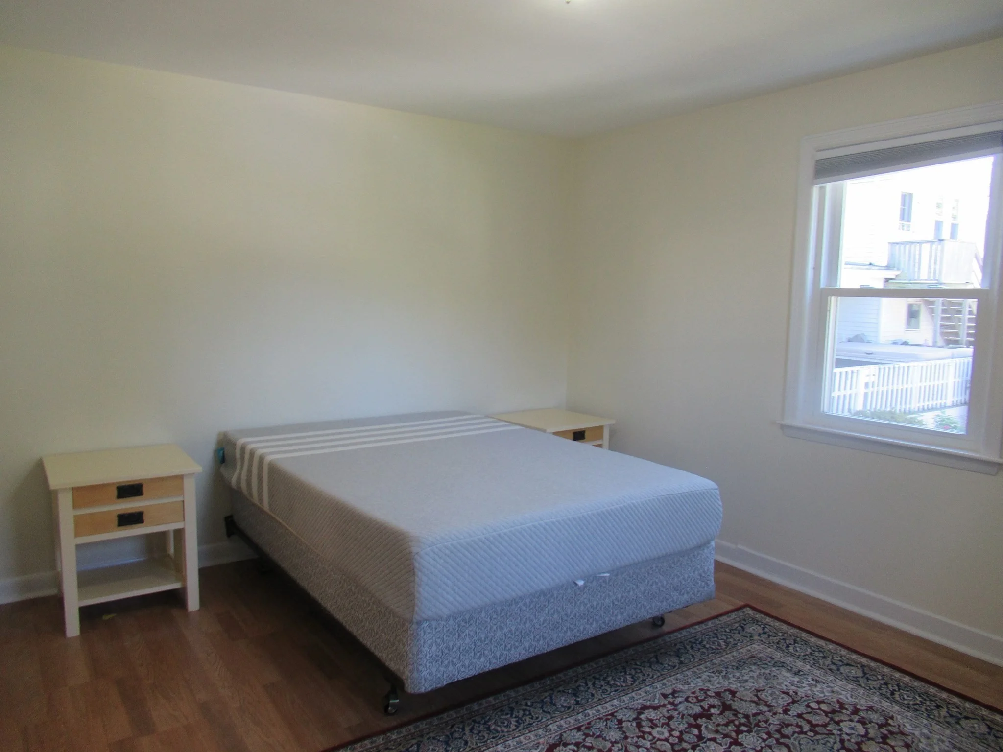 2 bed, 1 bath apartment for rent at 34 Middle St, Gloucester — photo 9 of 11